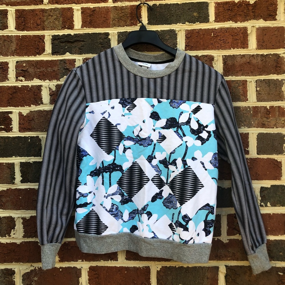 Floral Patterned sweater